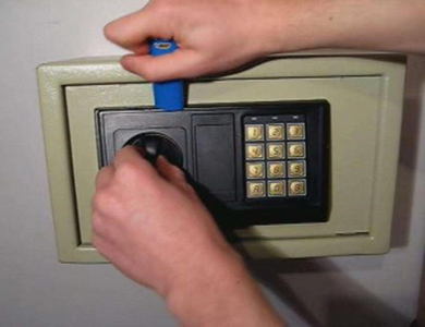 汉台24小时上门开锁公司